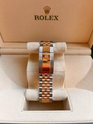image from ROLEX. Swiss Luxury Original Watches from the manufacturer