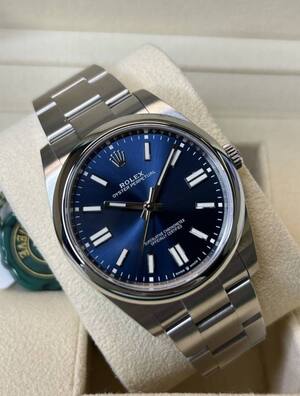 image from ROLEX. Swiss Luxury Original Watches from the manufacturer