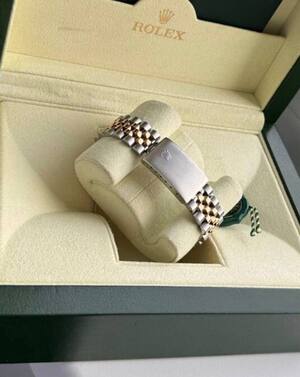 image from ROLEX. Swiss Luxury Original Watches from the manufacturer