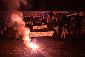 image from de.indymedia.org | dont hate the media, become the media!