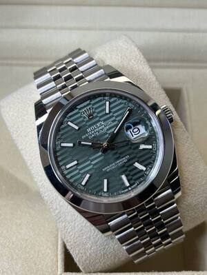 image from ROLEX. Swiss Luxury Original Watches from the manufacturer